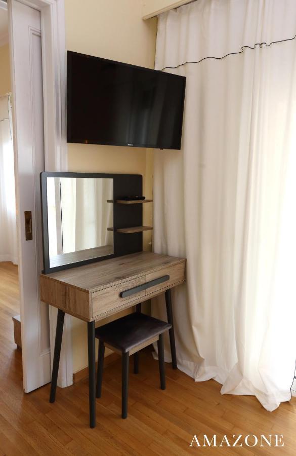 Melma Properties-Amazone-Premium Apartment In Piraeus Center Eksteriør billede